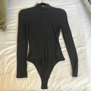 Vuori Black Ribbed Long Sleeve Bodysuit